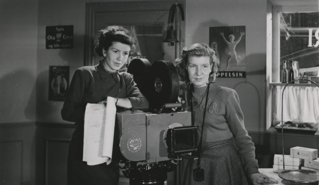 Annelise Reenberg – Danmarks første kvindelige filmfotograf, førende instruktør på Saga Studio og det folkeliges fortolker
